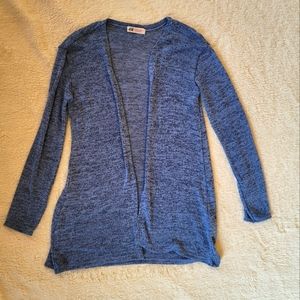 H&M‎ light cardigan sweater